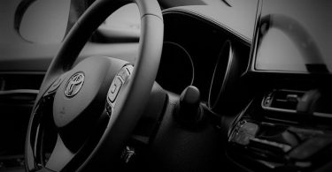 voiture hybride toyota