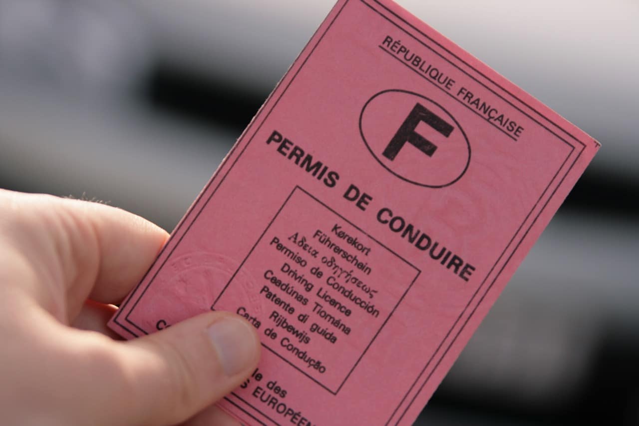Le permis de conduire, précieux sésame pour rouler en légalité il doit être positif en nombre de points