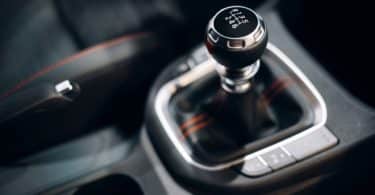 Une boite de vitesse manuelle
