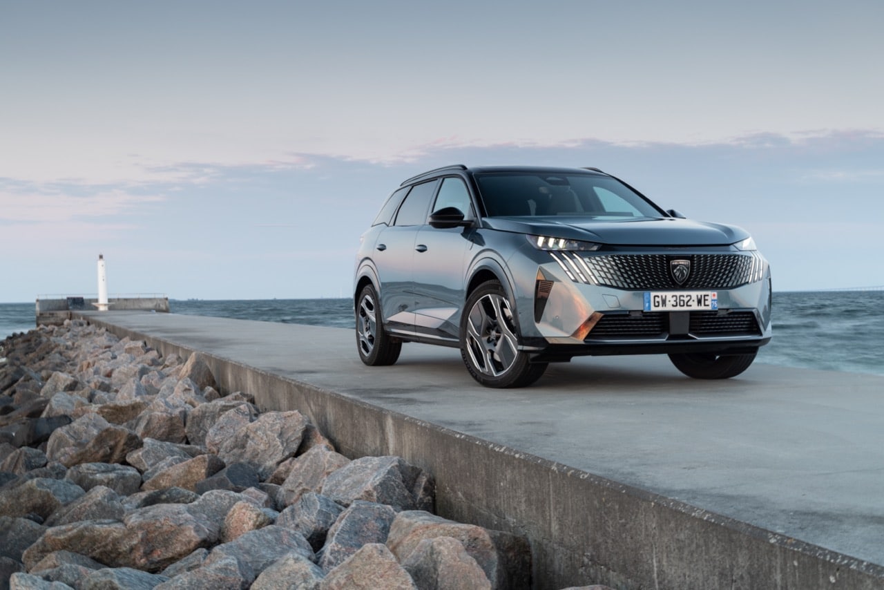 Le Peugeot 5008 2024 photo avant