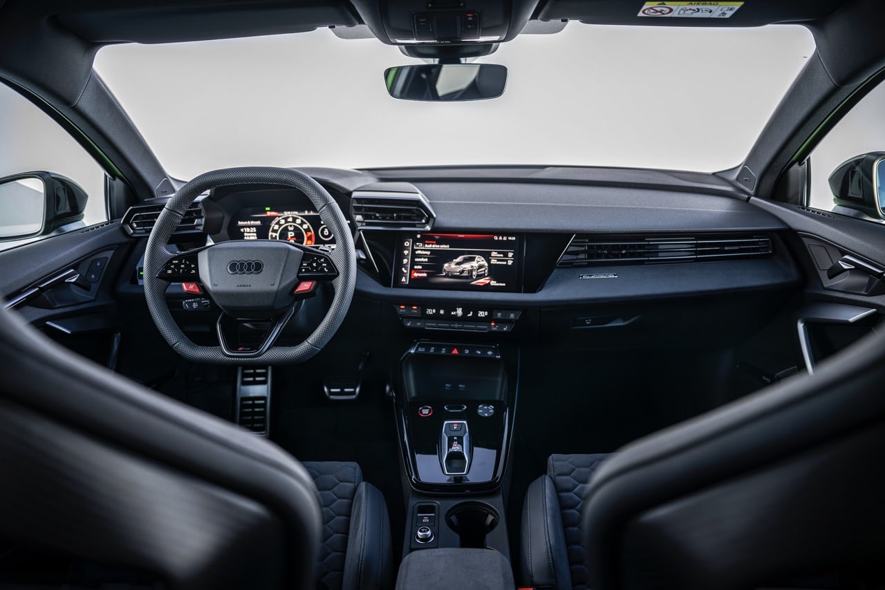 Audi RS 3 sportback 2024 intérieur