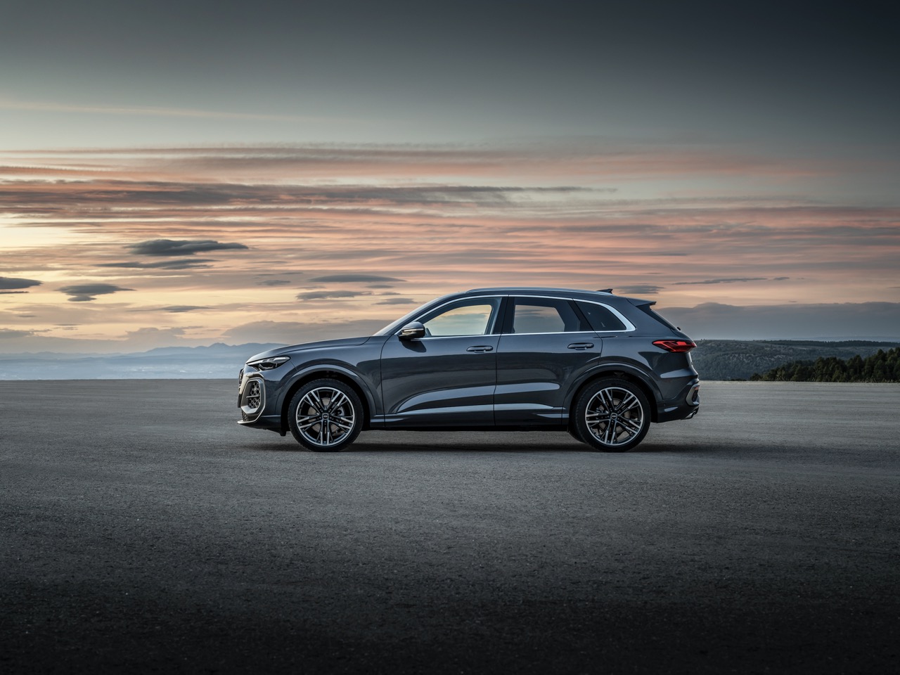 Audi Q5 2024 profil