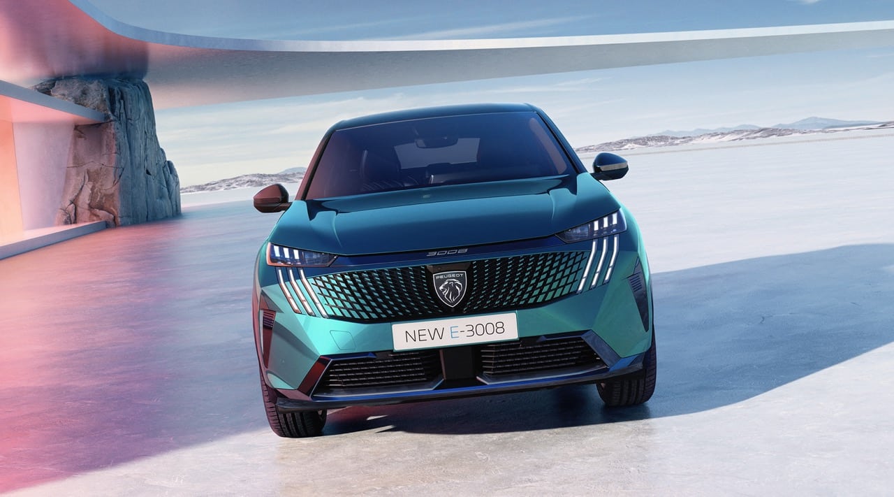 Peugeot E-3008 Long Range avant