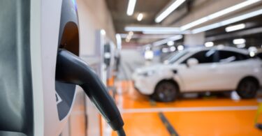 Des bornes de recharges pour voitures électriques